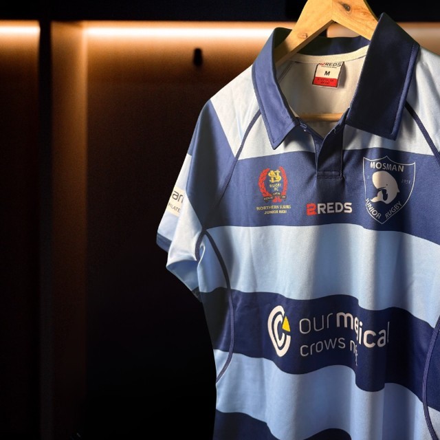 Custom 2Reds Floating Mockup